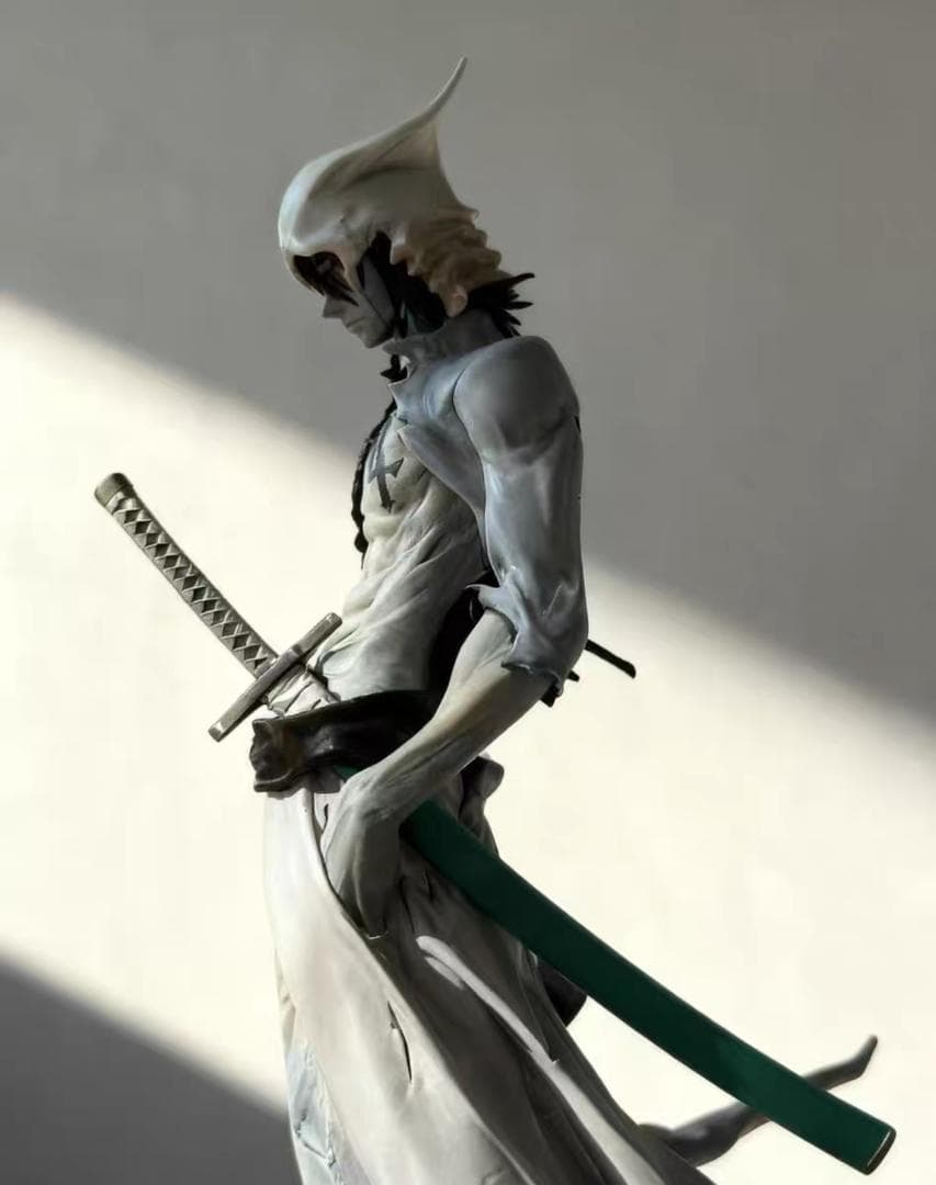 BLEACH ウルキオラ・シファー 双頭彫 1/6 フィギュアスタチュー