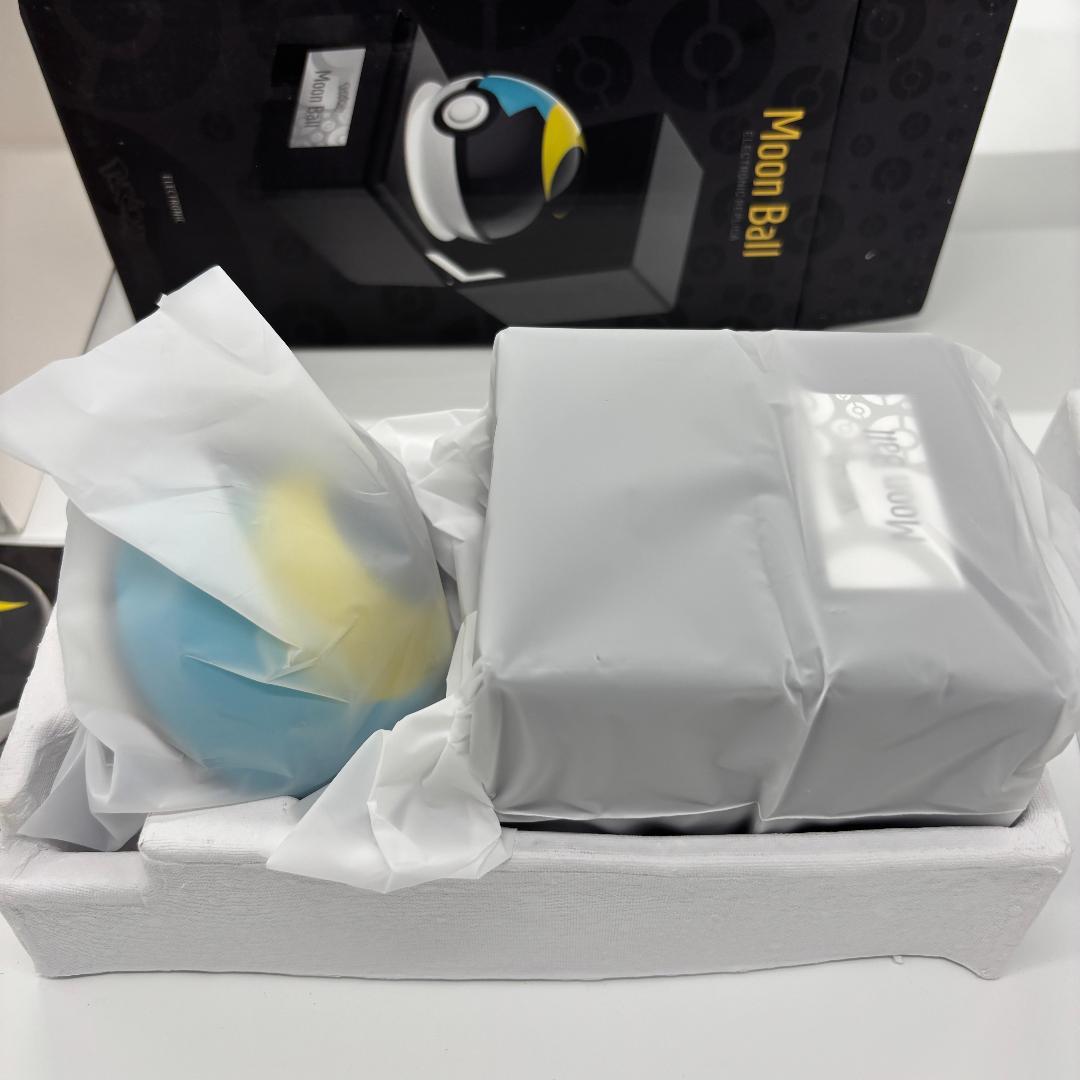 新品・正規品】ポケモン ムーンボール レプリカ - メルカリ