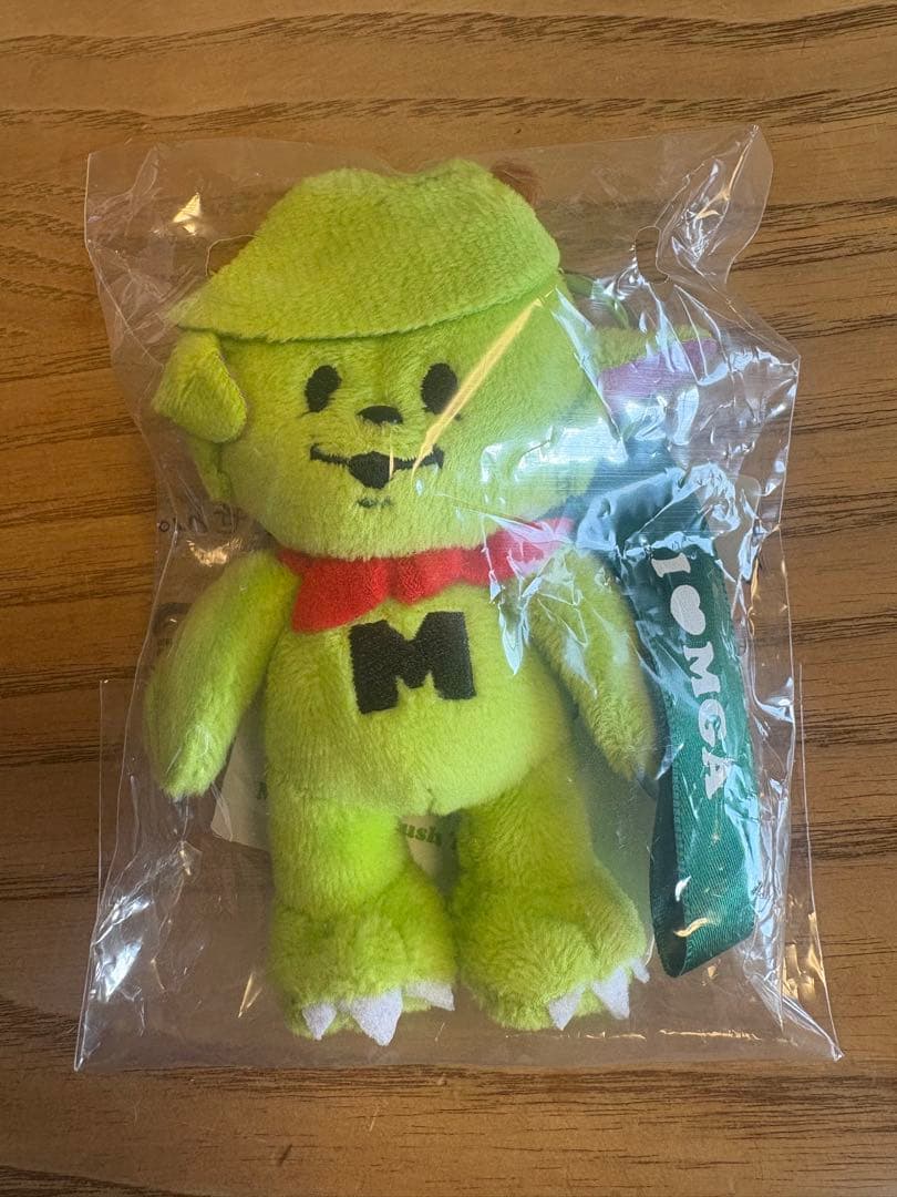 ミセスグリーンアップルメメルキーホルダー