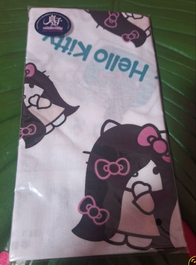 ハローキティ　レア白鳥美麗物語　ピカルの定理と貞子ハンカチセット