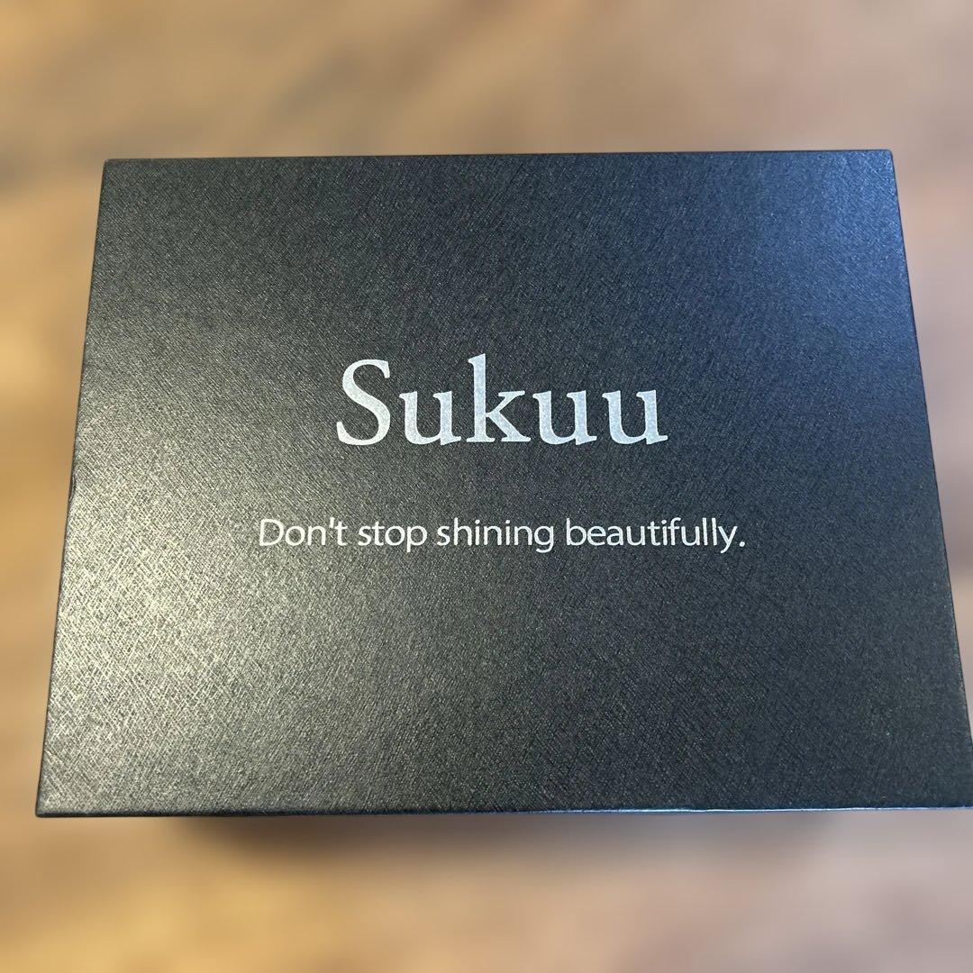 Sukuu 美顔器 ブラック Sukuu MAHHA 美顔器ブラック 美顔器【MAHHA