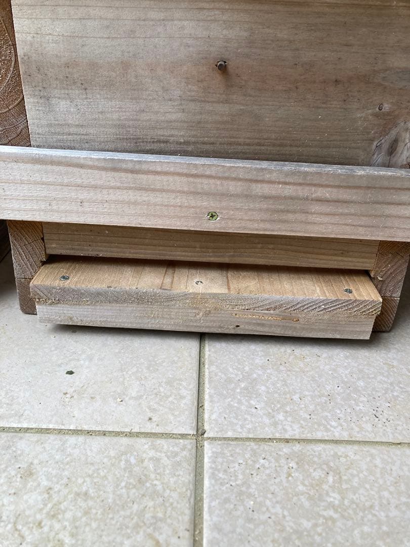 日本ミツバチ用巣箱　重箱式　キンリョウヘンおまけ