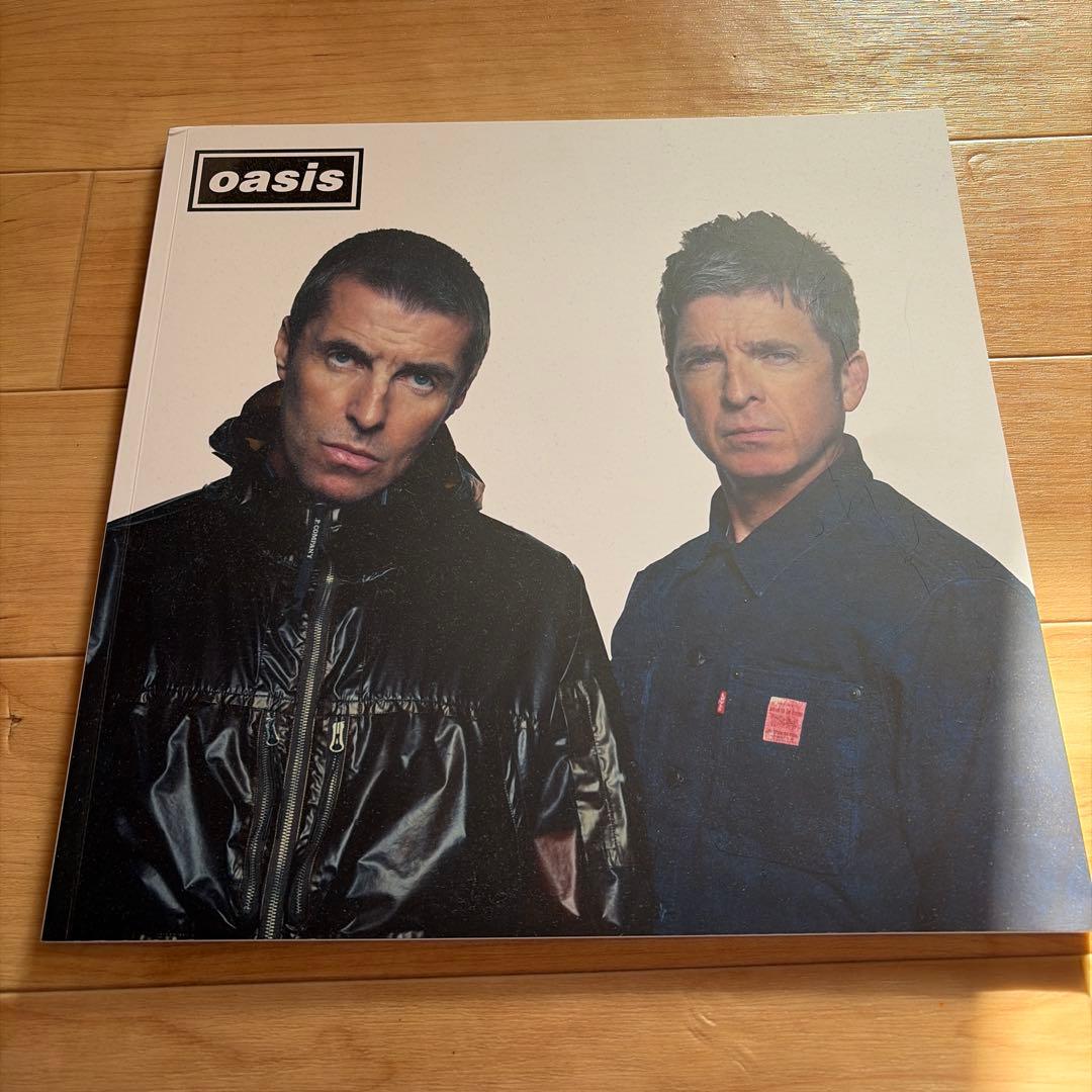 オアシス Oasis live '25 パンフレット ライブ - メルカリ