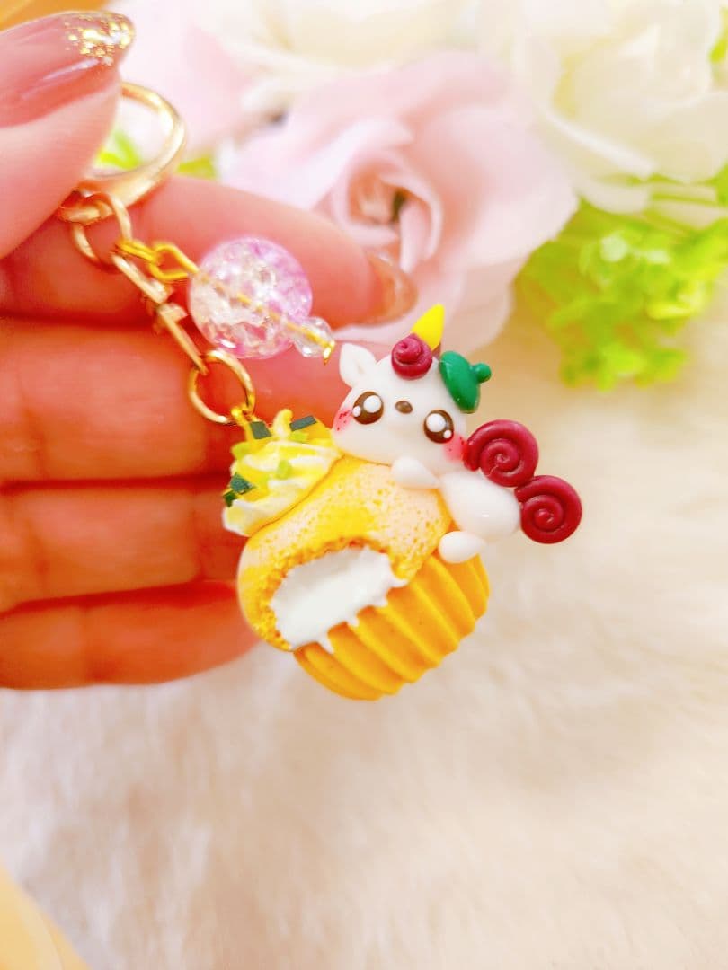 生春巻き　カワウソ　フェイクスイーツ 樹脂粘土　スイーツデコ　ミニチュア