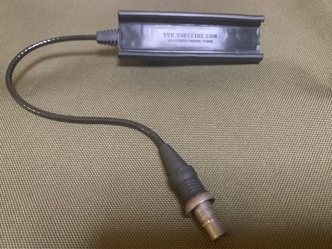 SureFire SR07 リモート スイッチ 実物