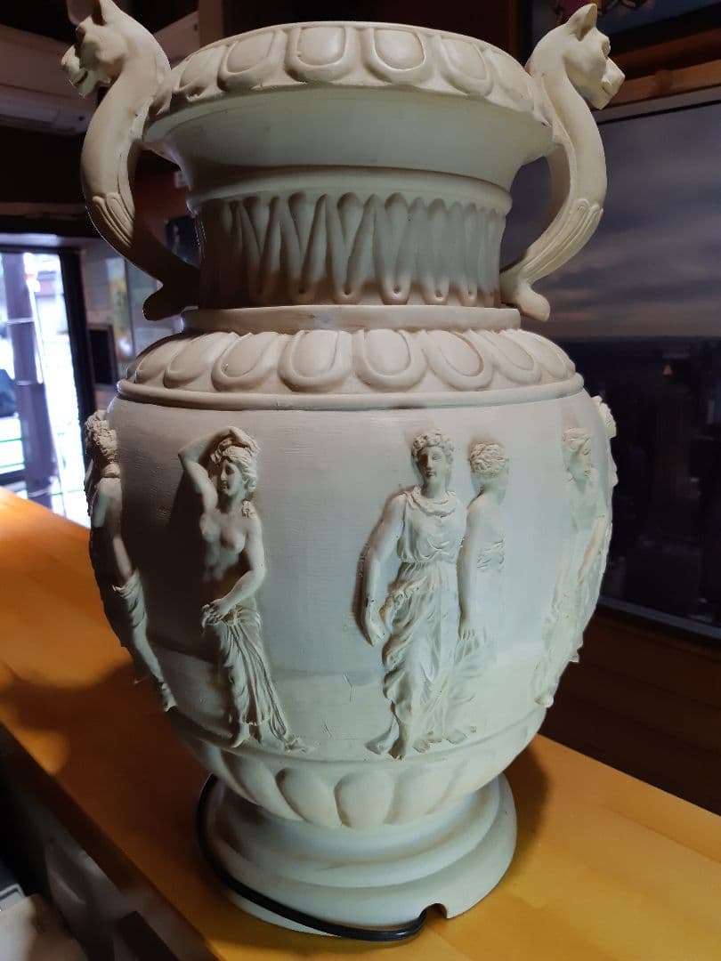 古代ローマ造形装飾壺型置物