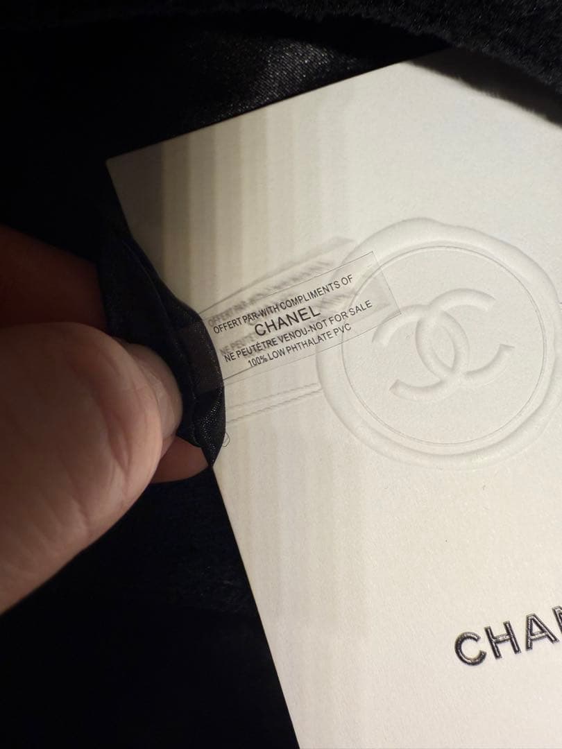 新品　シャネル　ノベルティ　ショルダーバッグ　非売品　ブラック　パイル　エナメル