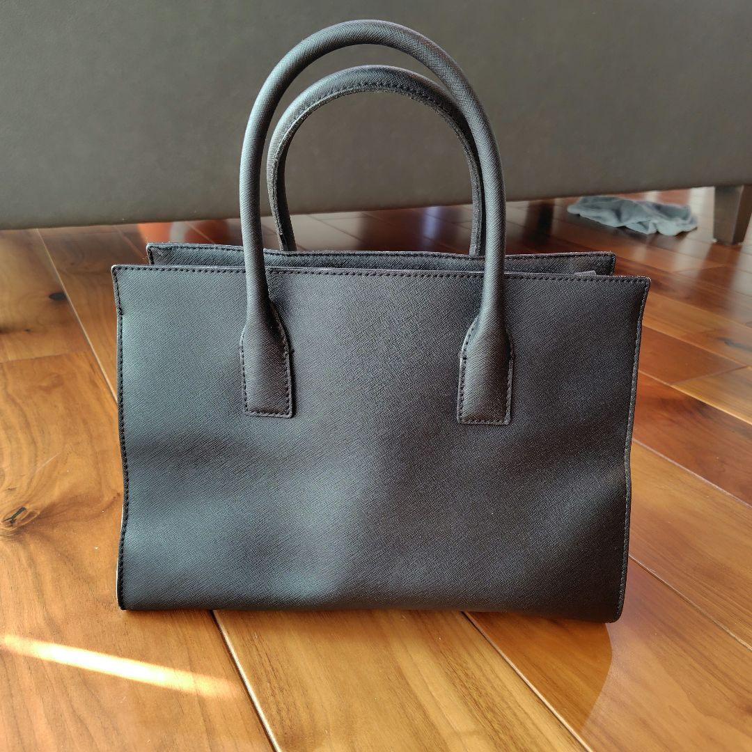 KATE SPADE バッグ 黒と白