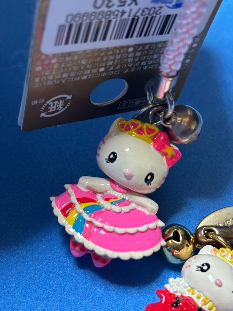 ハローキティ　USJ限定　ストラップ　根付け