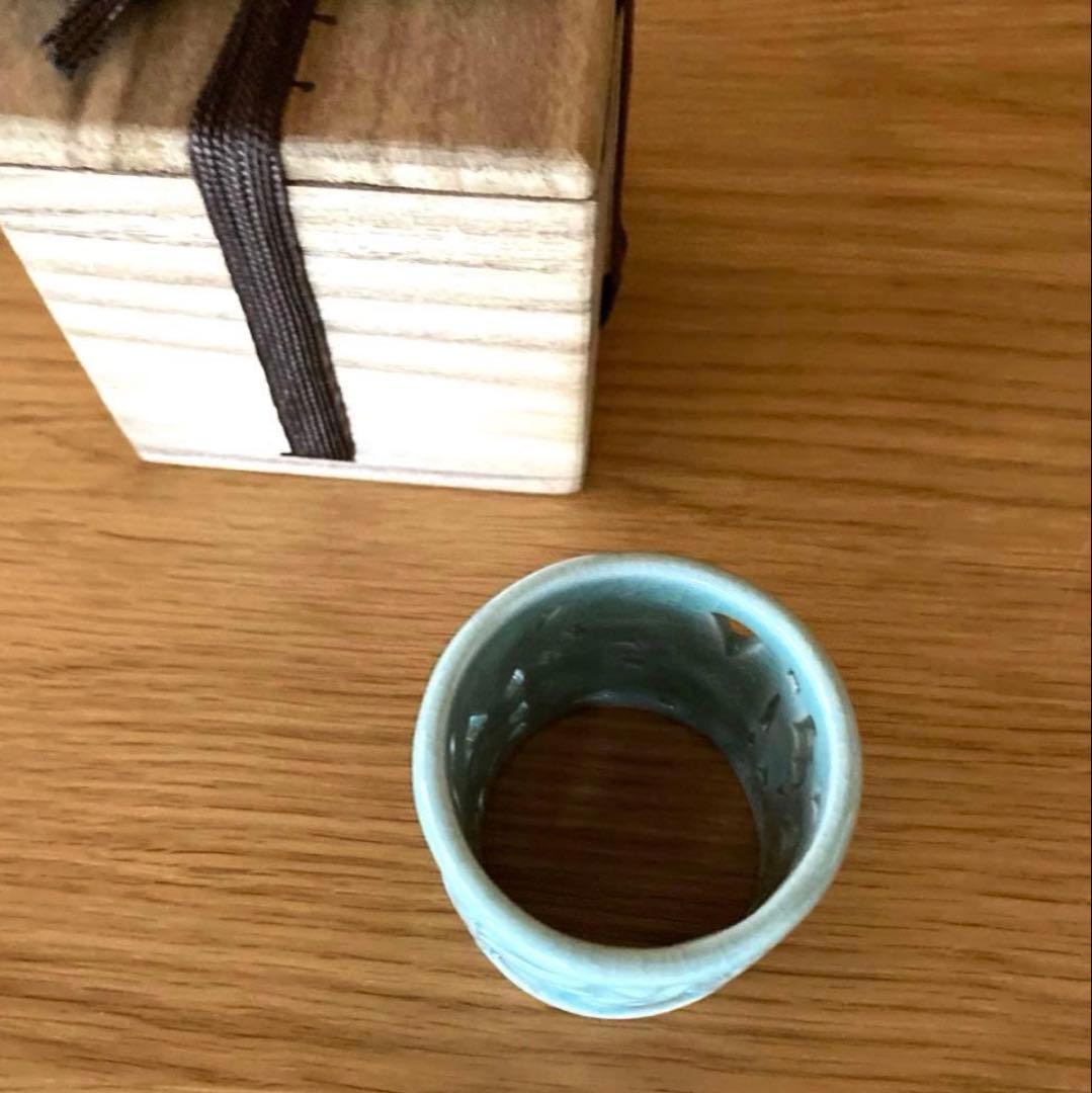 茶道具】人間国宝 柳海剛 四君子透蓋置 高麗青磁