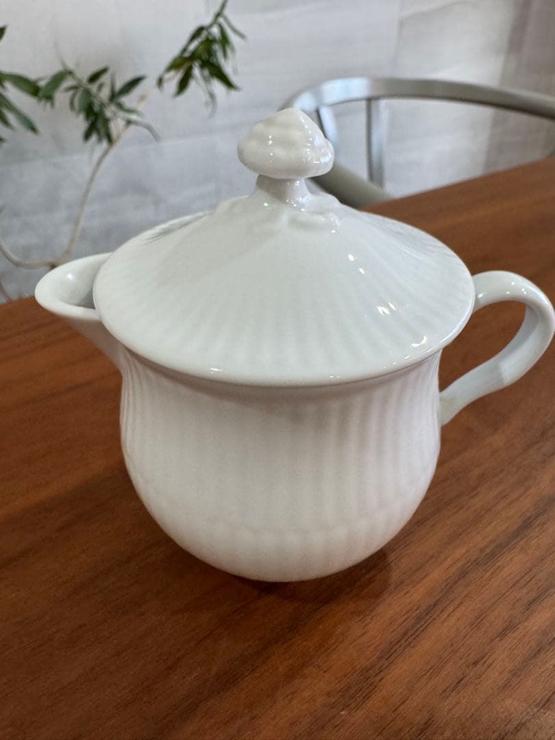 廃盤品 ロイヤルコペンハーゲン 蓋付きミルクピッチャー