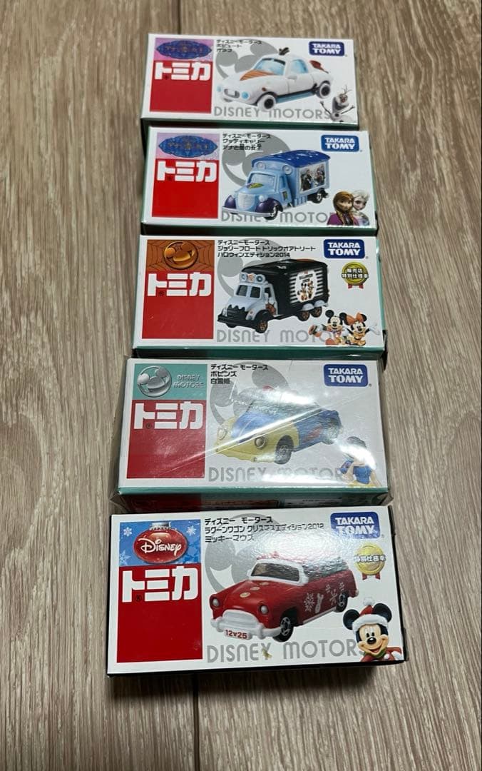 ディズニートミカ ディズニーモータース　まとめて　10台　セット