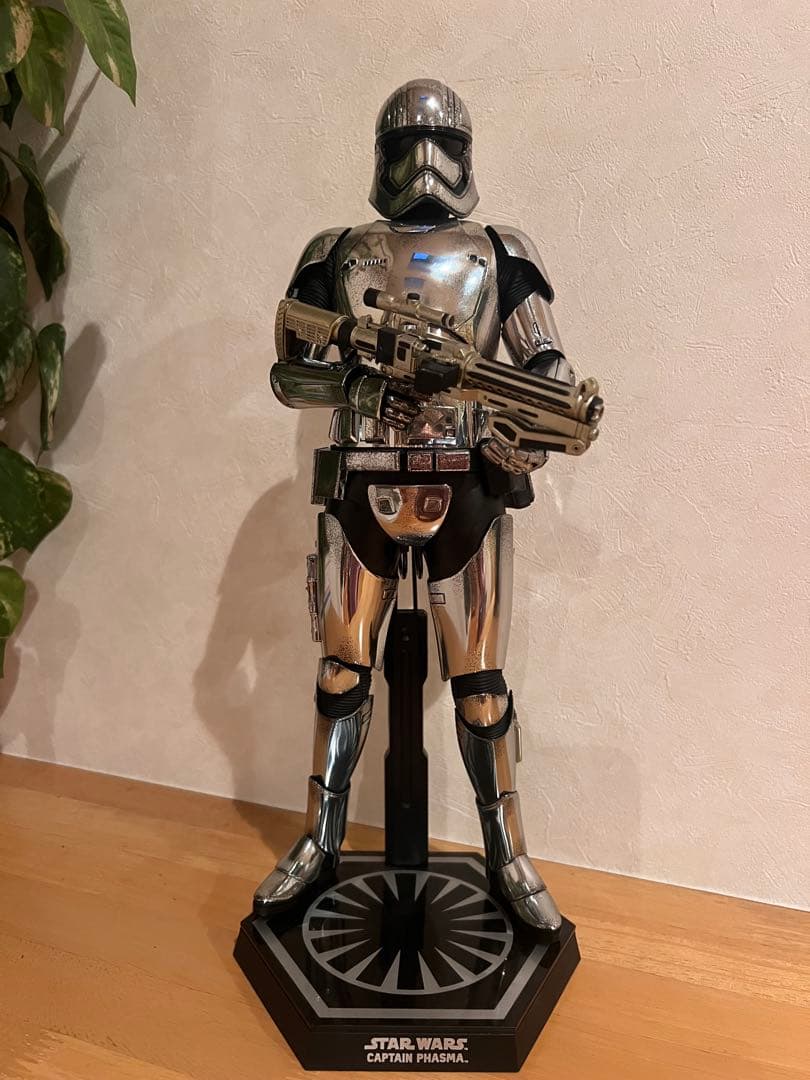 ホットトイズ キャプテンファズマ スターウォーズ