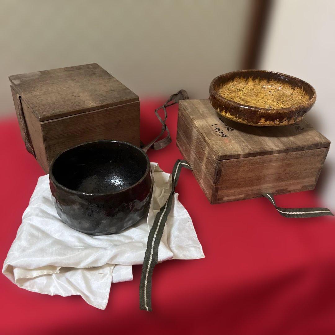 茶道具 瀬戸黒茶碗 古瀬戸黒クスリ 明治時代 骨董品 銘 八千詩 時代箱
