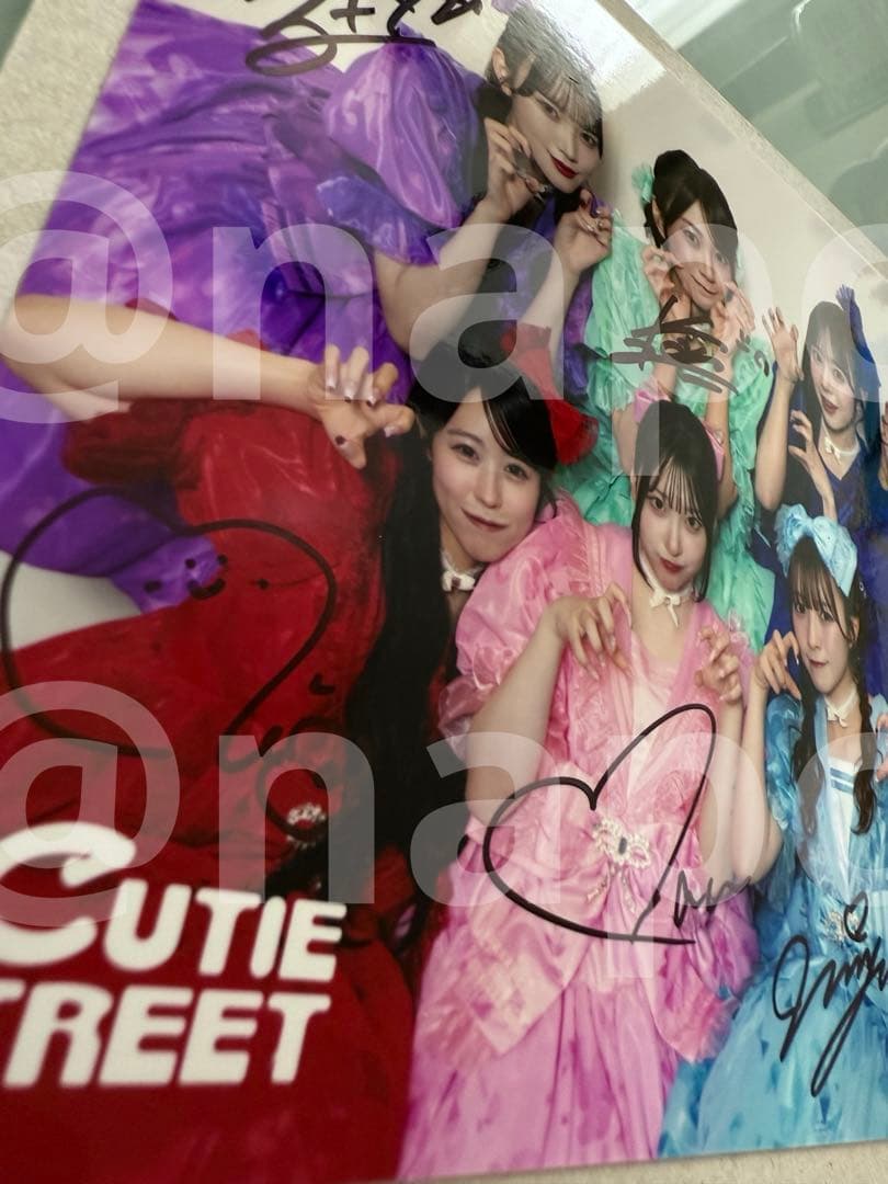 CUTIE STREET 全員サイン入り ライブフォト 2Lサイズ - メルカリ