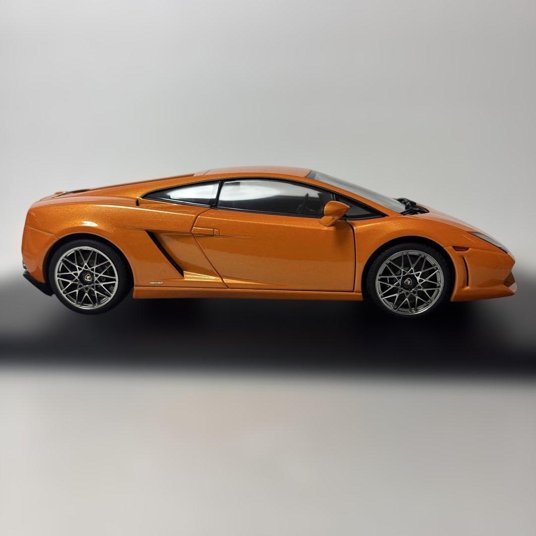 ミニカー LAMBORGHINI GALLARDO LP560-4