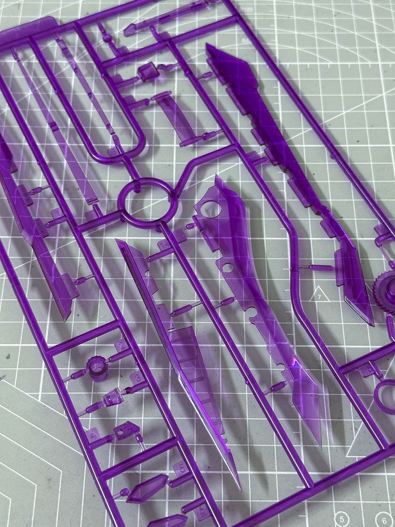 1/100 星淵 最終決戦　ダイキャスト付き　プラモデル　ハルート　海外正規品