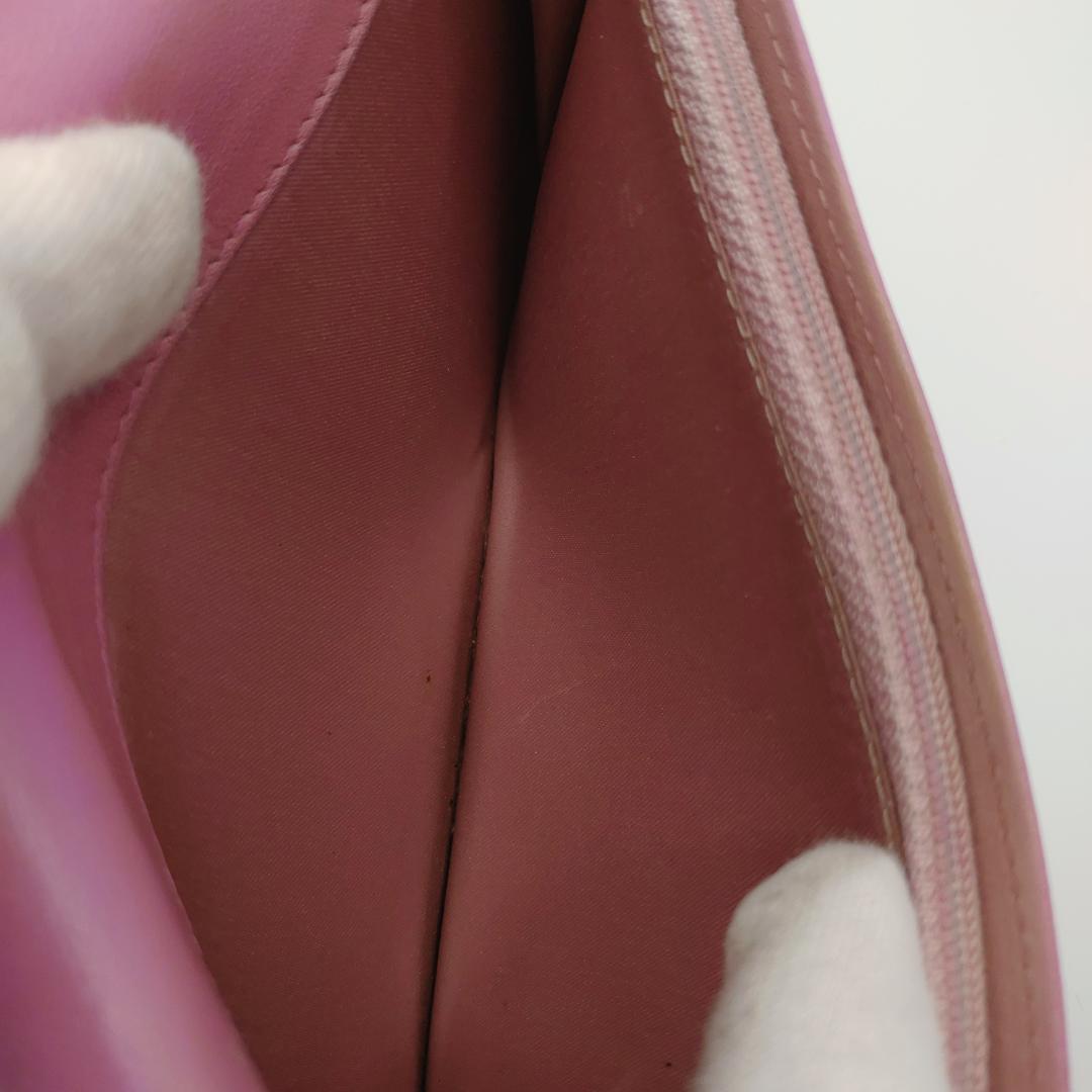 シャネル　カメリア　二つ折り　長財布　黒　ピンク　ブラック