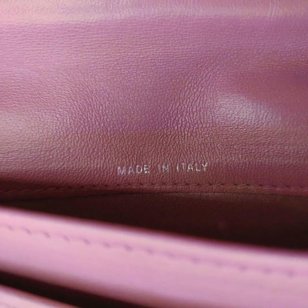 シャネル　カメリア　二つ折り　長財布　黒　ピンク　ブラック