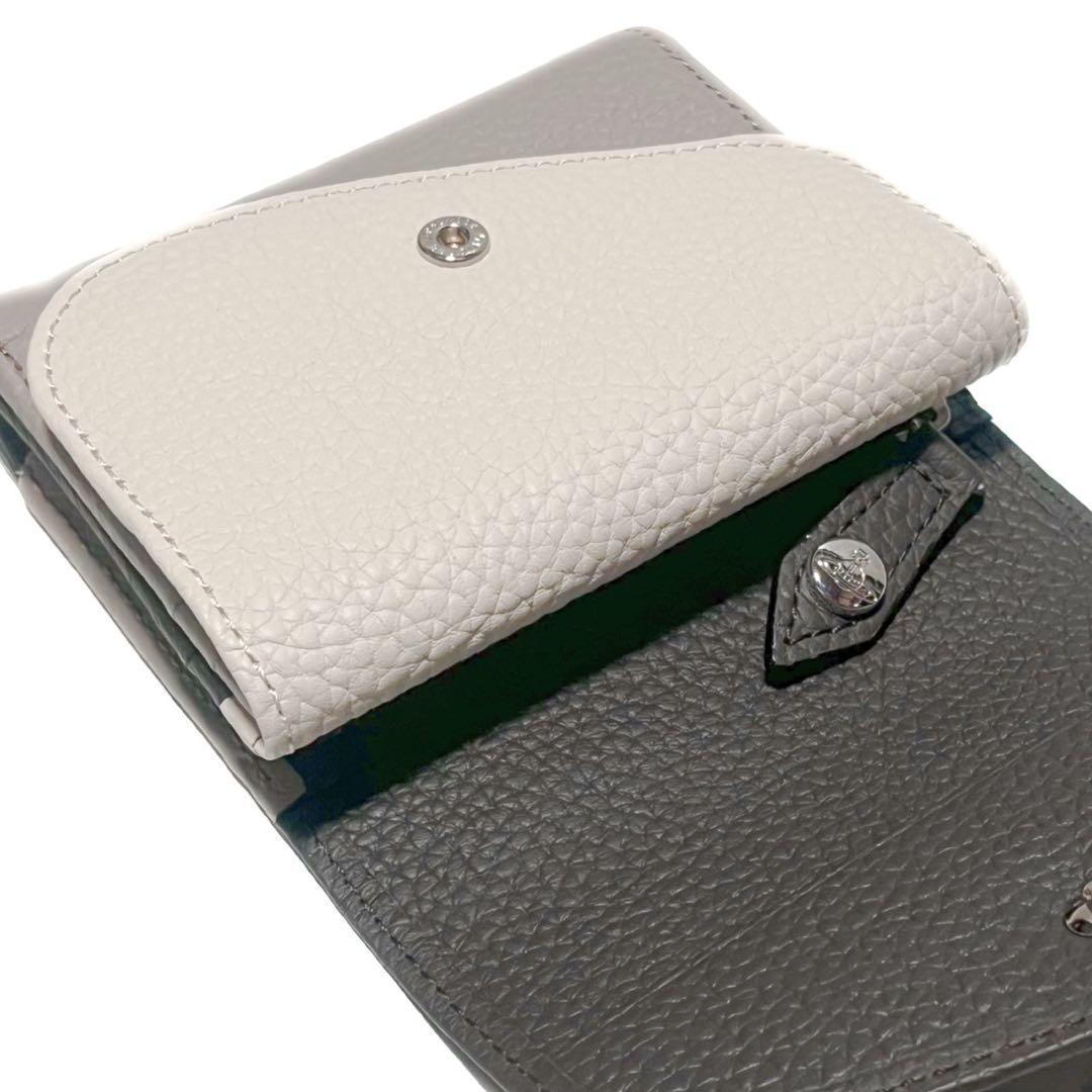 ヴィヴィアンウエストウッド ダブルフラップ 三つ折 二つ折 財布 レザー 本革