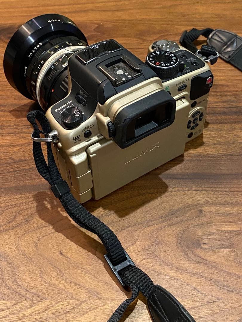 LUMIX GH1 ゴールド ミラーレス ニコンオールドレンズf28 1:3.5