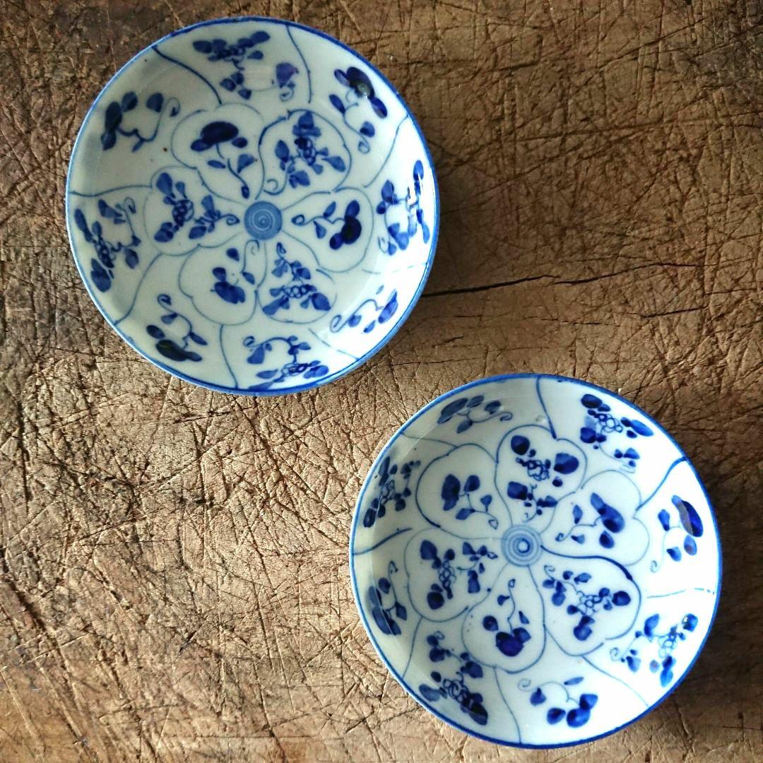 染付 骨董 小皿 豆皿 なずな 霊芝 古伊万里 器 アンティーク 小花