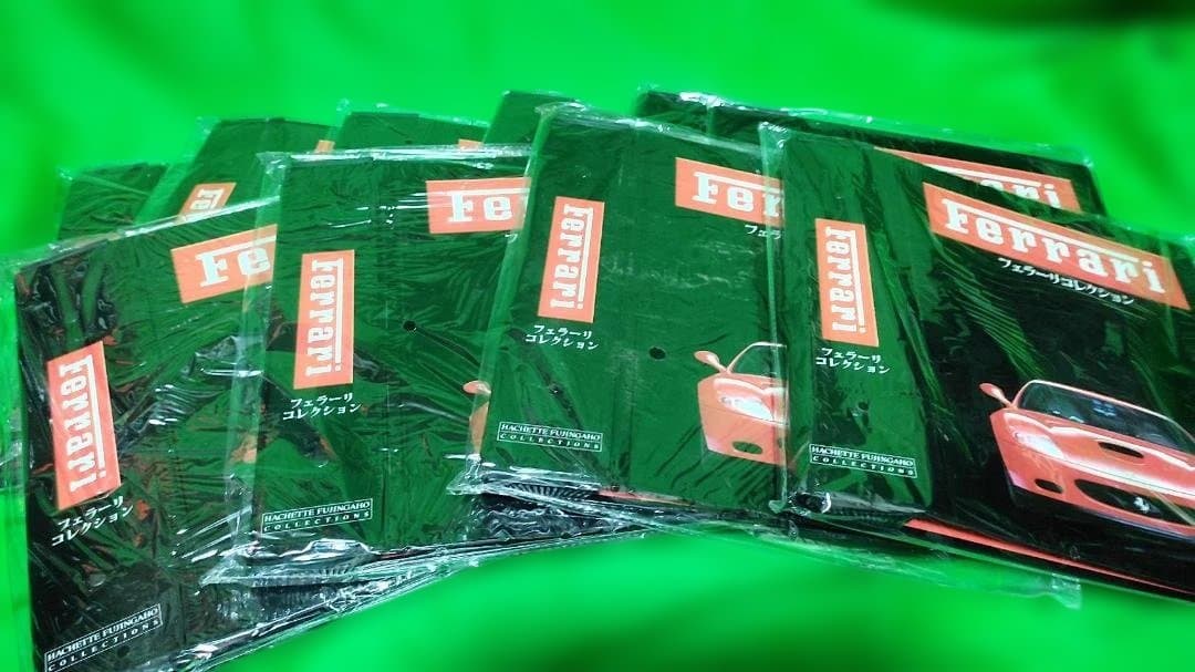 フェラーリコレクション1/43スケールのダイキャスト製ミニカー