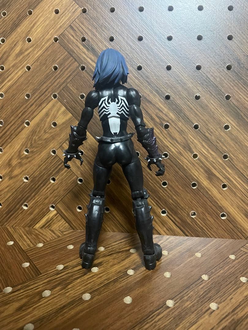 マーベルレジェンド　ヴェノム マニア