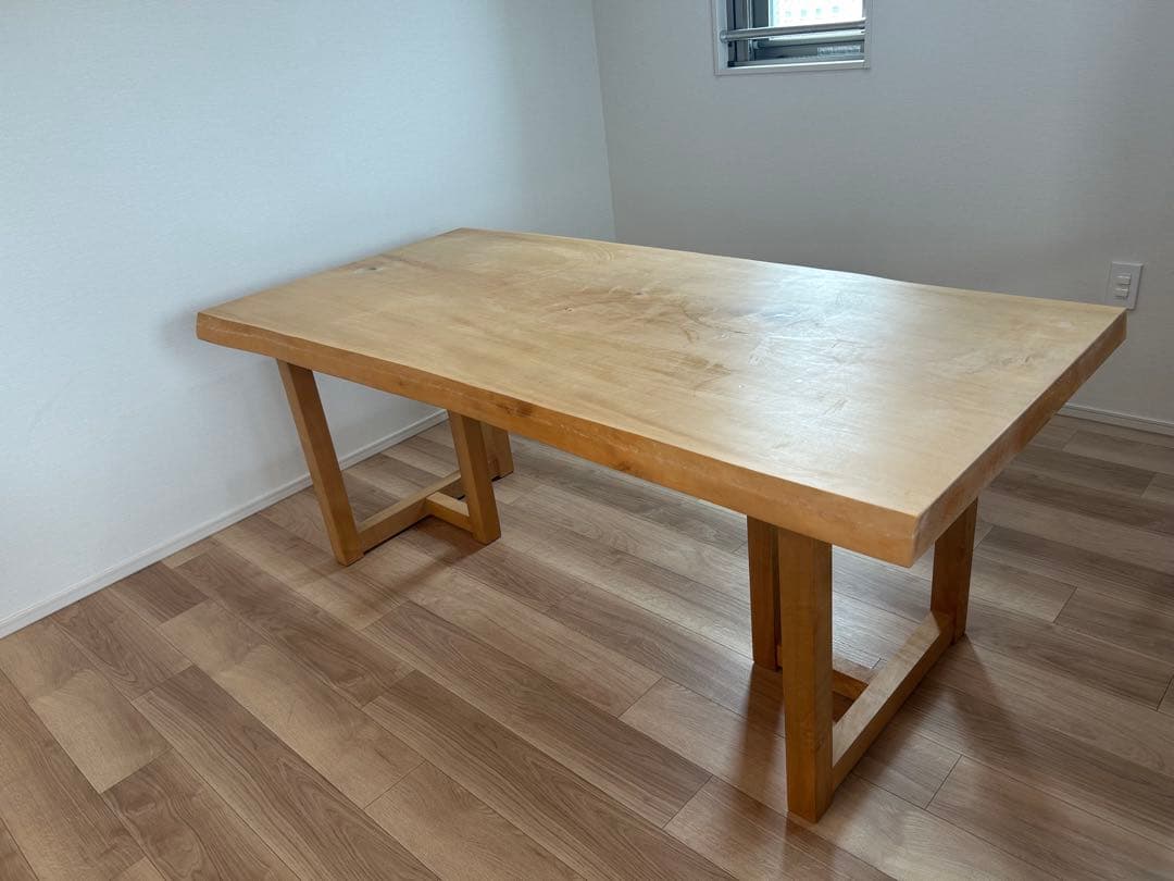 一枚板　ダイニングテーブル　栃　脚つき