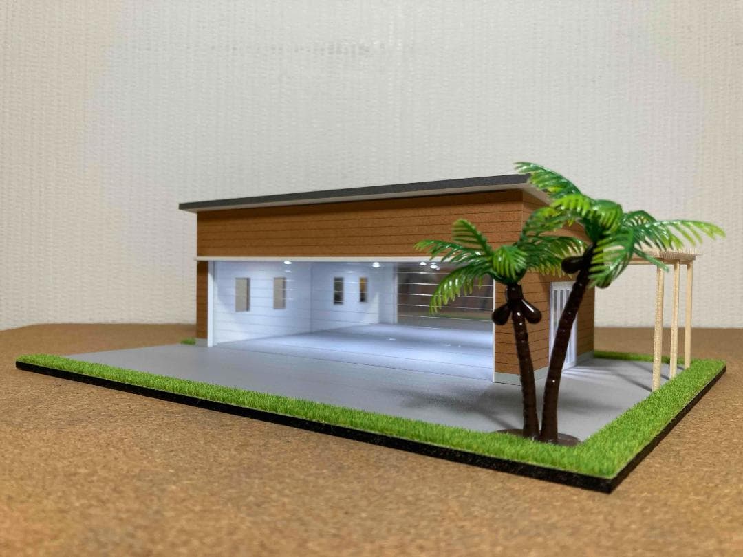 ミニカー専用ジオラマ：1/64 木造パーゴラ付ガレージ（ブラウン）期間限定セール