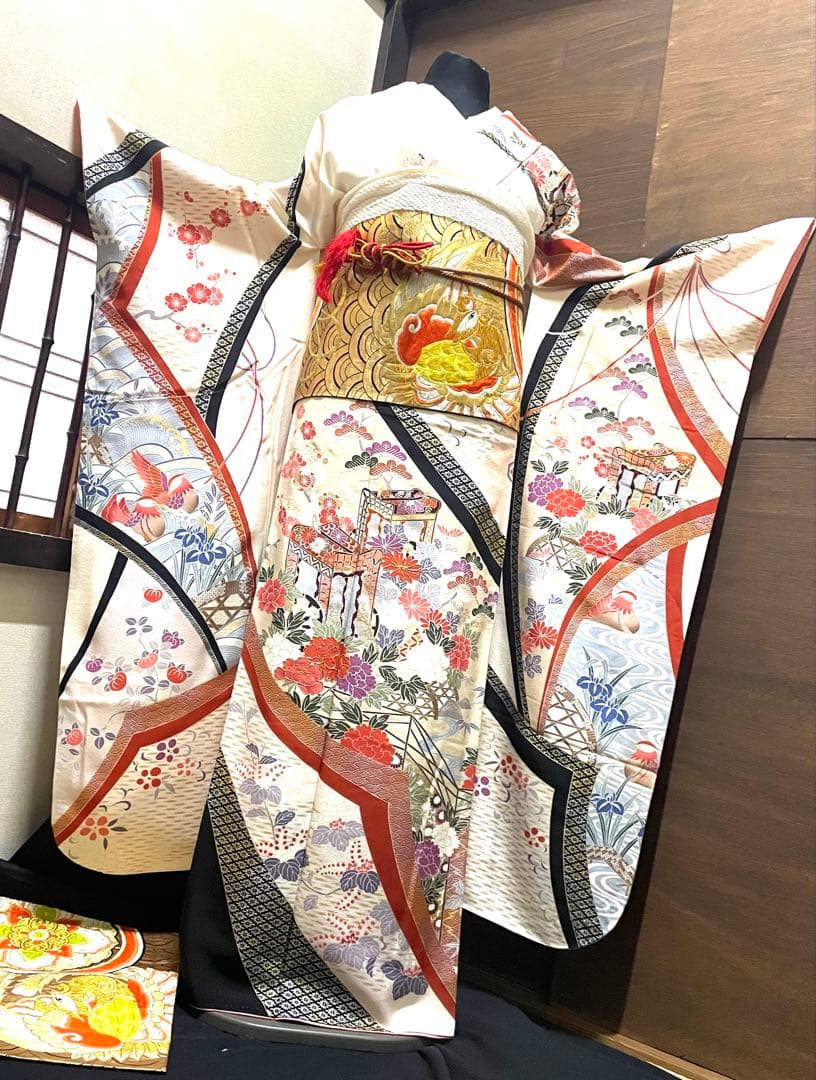 振袖フルセット6点サイズM〜Lサイズ駒刺繍 御所車花鳥文 暈