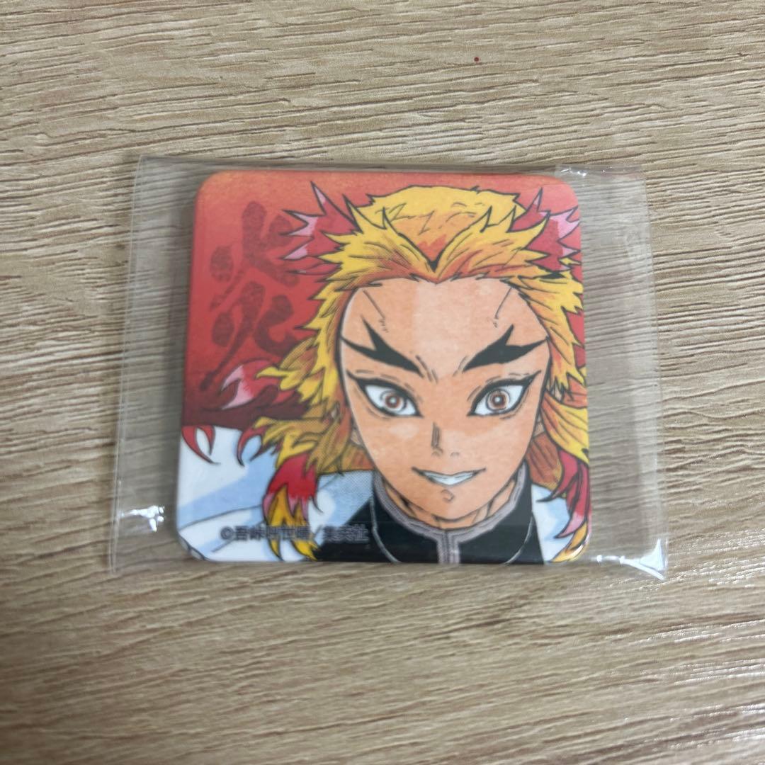鬼滅の刃 スクエア缶バッジ アナザーカラーVer. 煉獄杏寿郎 - メルカリ
