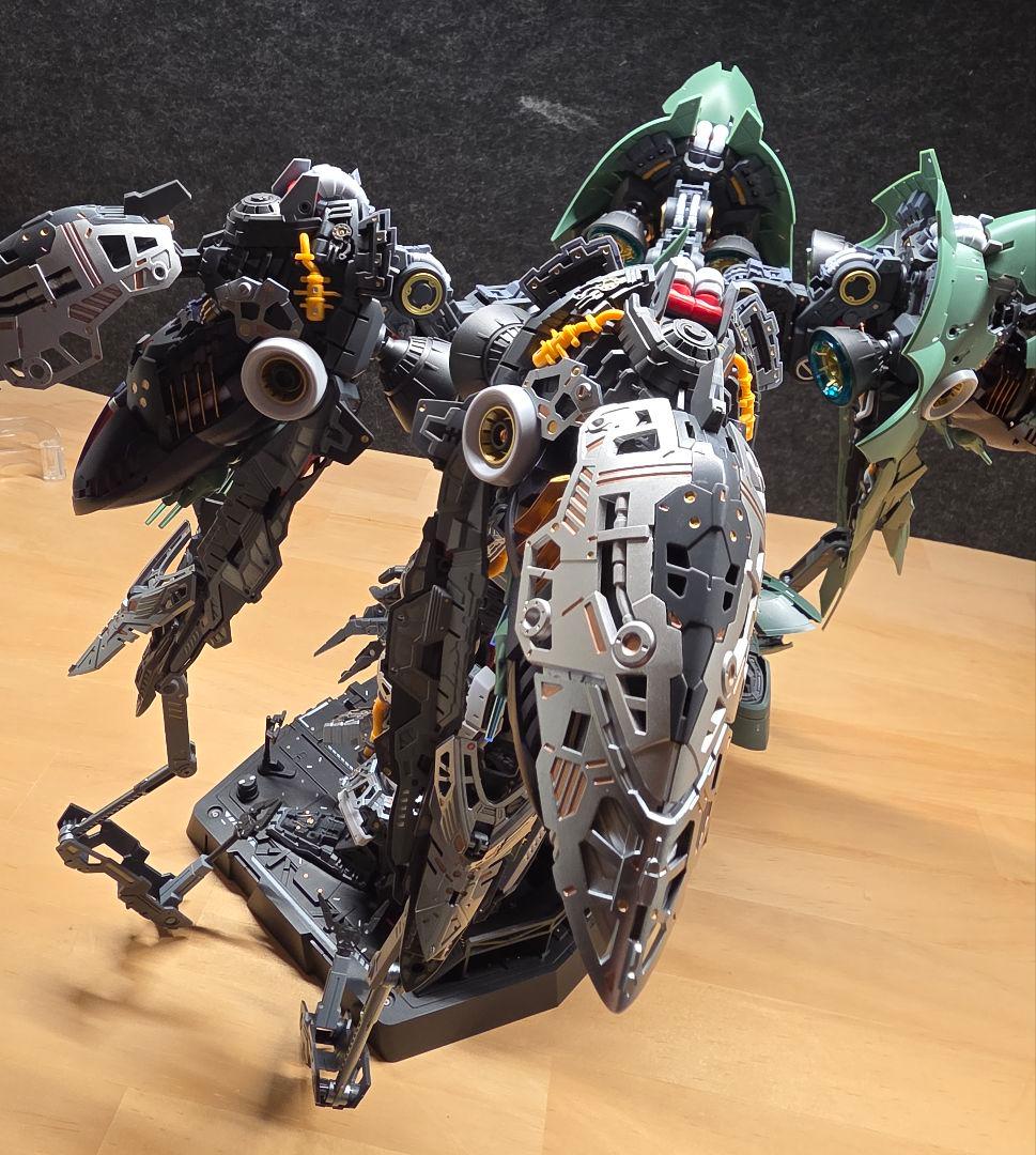 1/100　クシャトリア　海外製　LED　完成品　ドミネーター