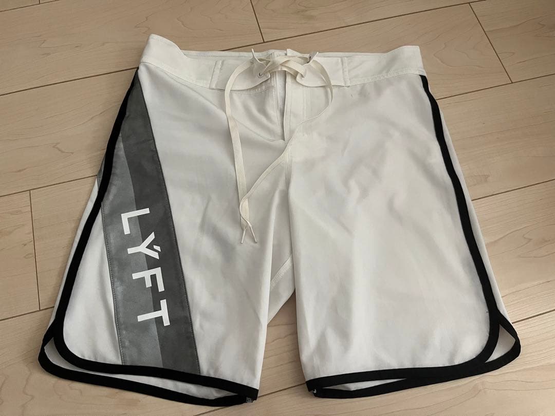 LYFT lyft サーフパンツ ボードショーツ 完売品