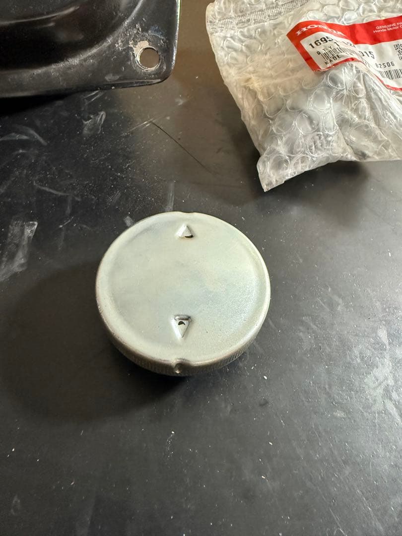 シャリー 純正タンク 新品コック 新品キャップ シャリー 純正タンク