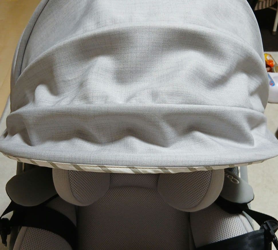 Combi クルムーヴアドバンス　ISOFIX　JP-590