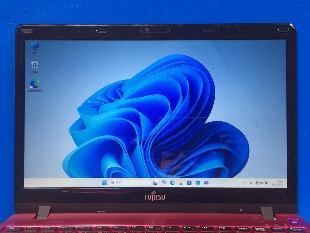 富士通 LIFEBOOK SH54/G13.3型液晶 軽量コンパクトパソコン 富士通