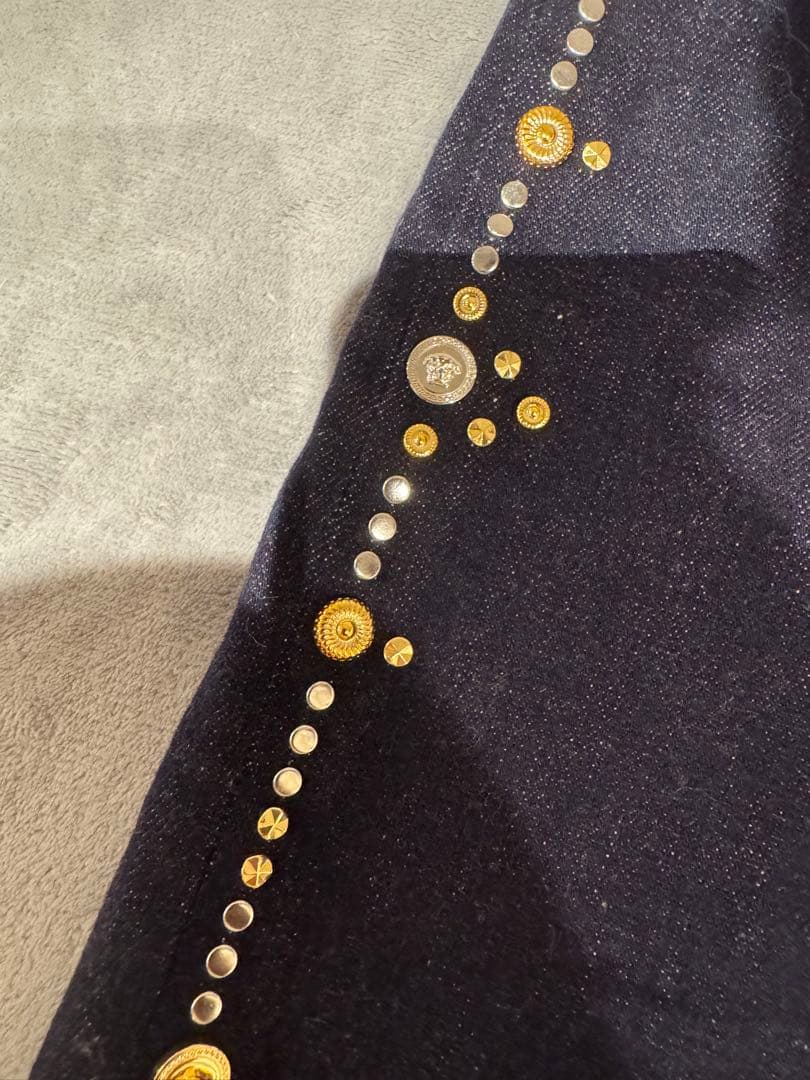 versace ビジュー付きダークデニムタイトスカート