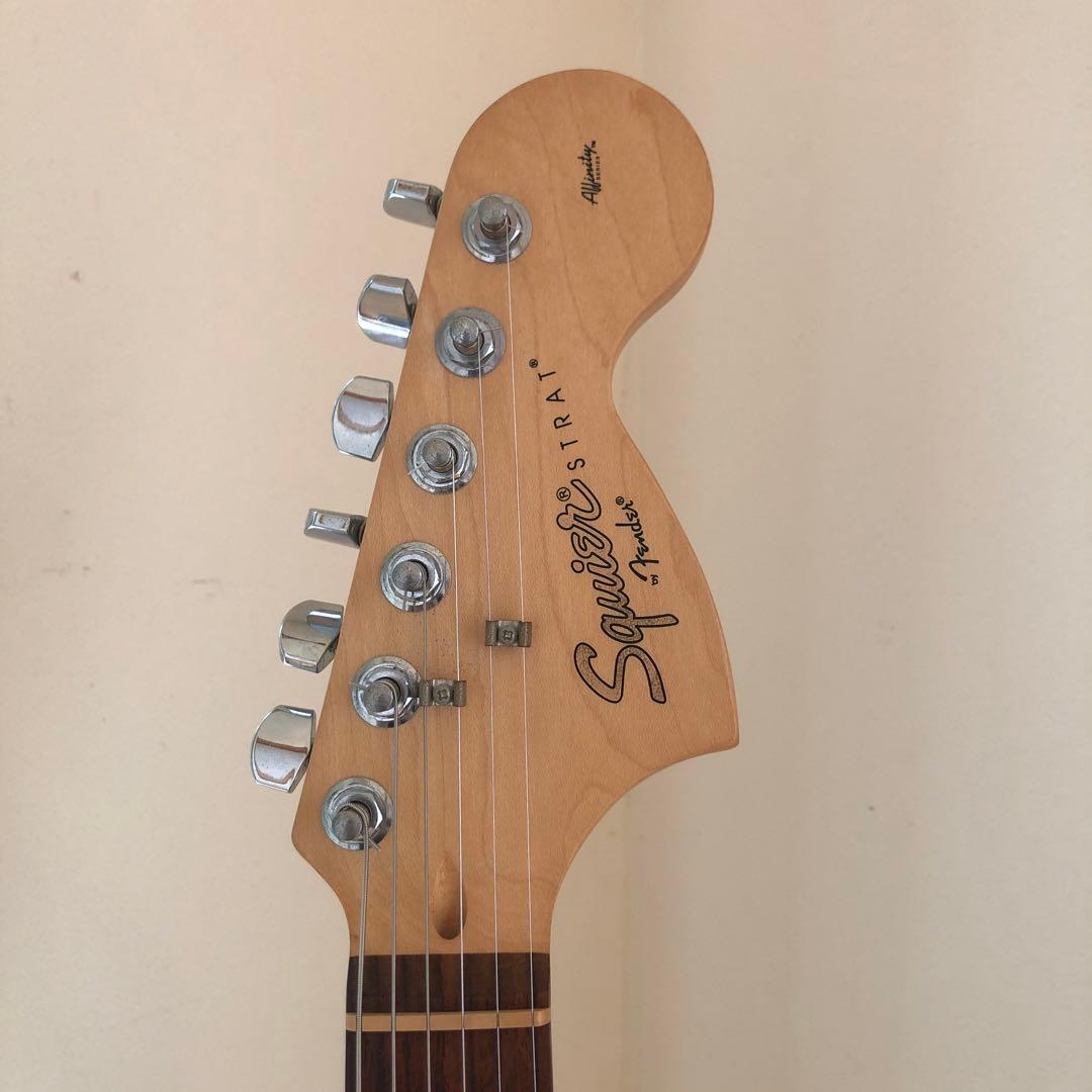 Squier　ストラトキャスター　サンバースト　スクワイアー