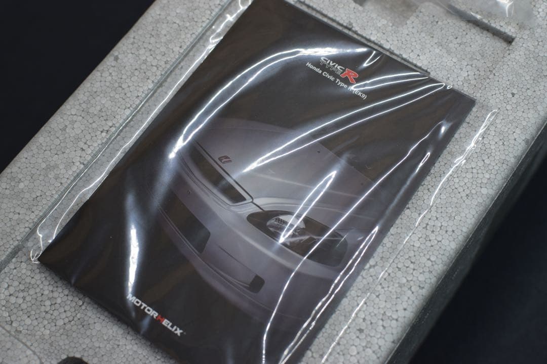 Spoon Civic Type R 1/18 スケールモデル