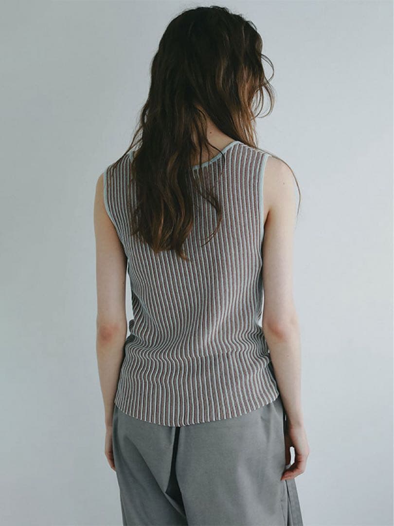 入手困難 ETRE TOKYO 新作 完売 マルチストライプニットタンクトップ