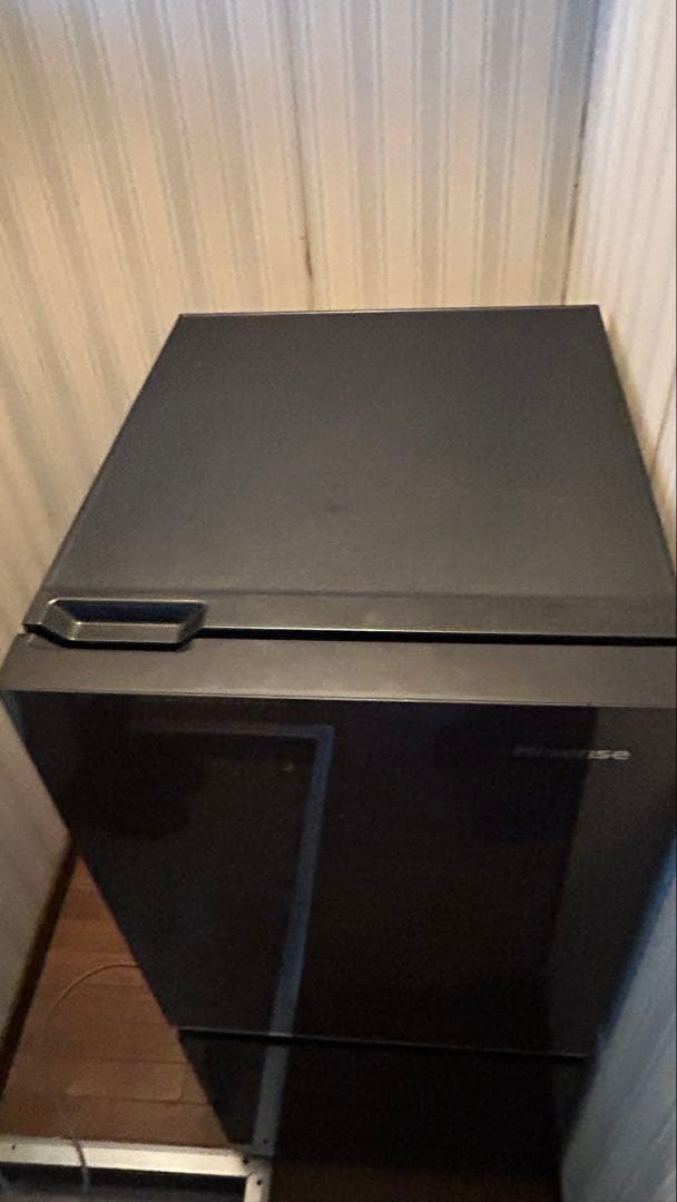 【送料込・美品】2023年製 Hisense冷蔵庫｜引越し早期売却・値段相談可
