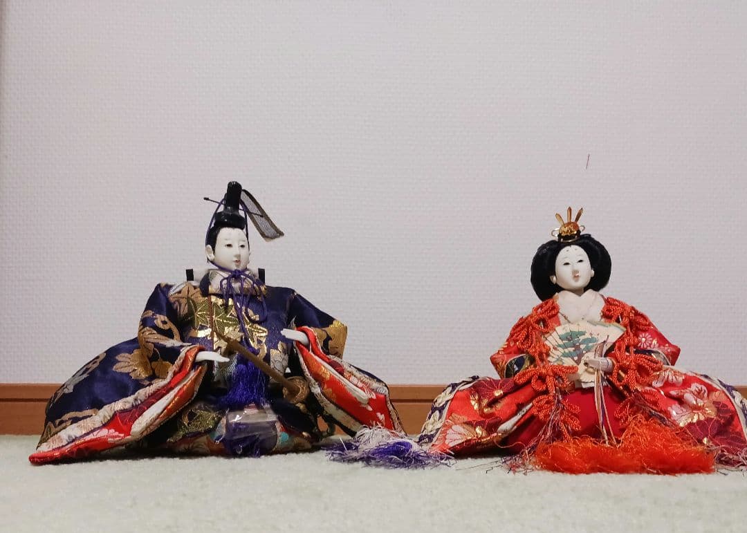 桐箱入り雛人形　七段飾り