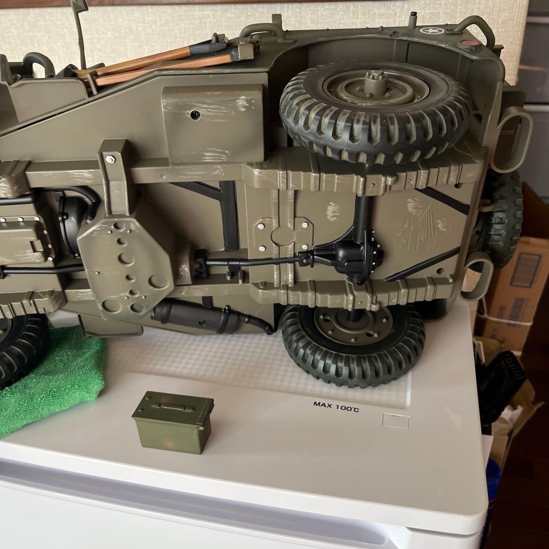 ウイルスジープ　1／6サイズ