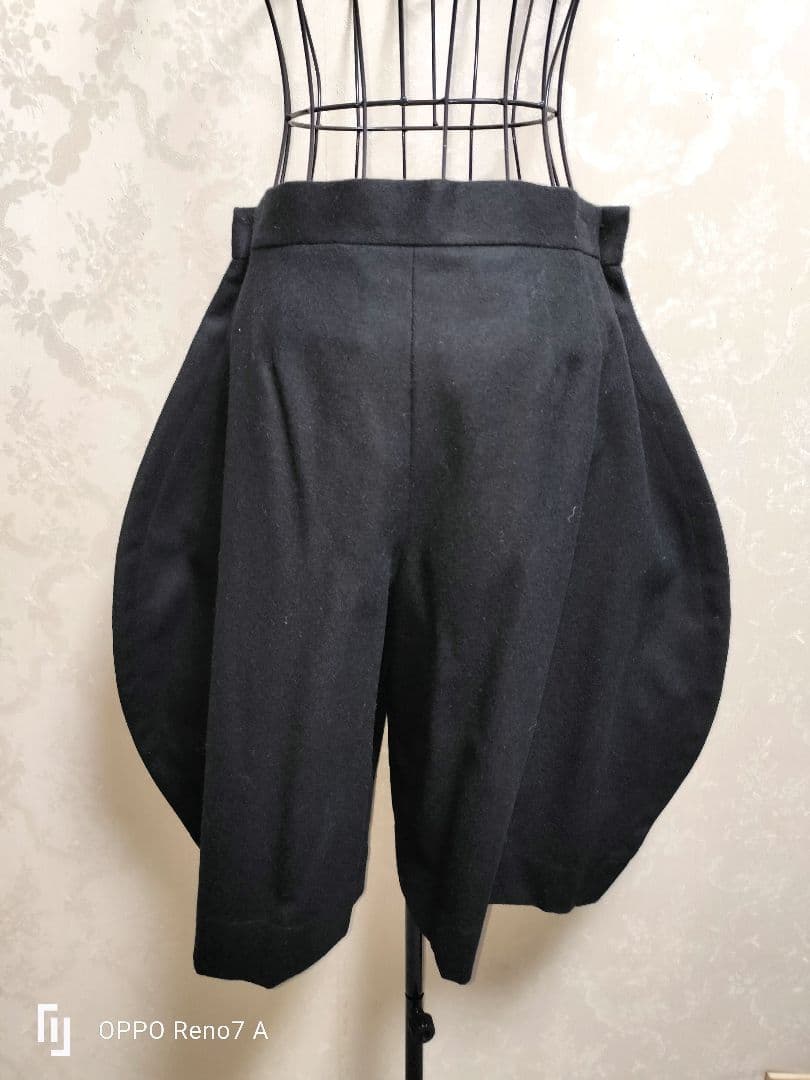 COMME des GARÇONS　 未使用ウールバルーンハーフパンツ S