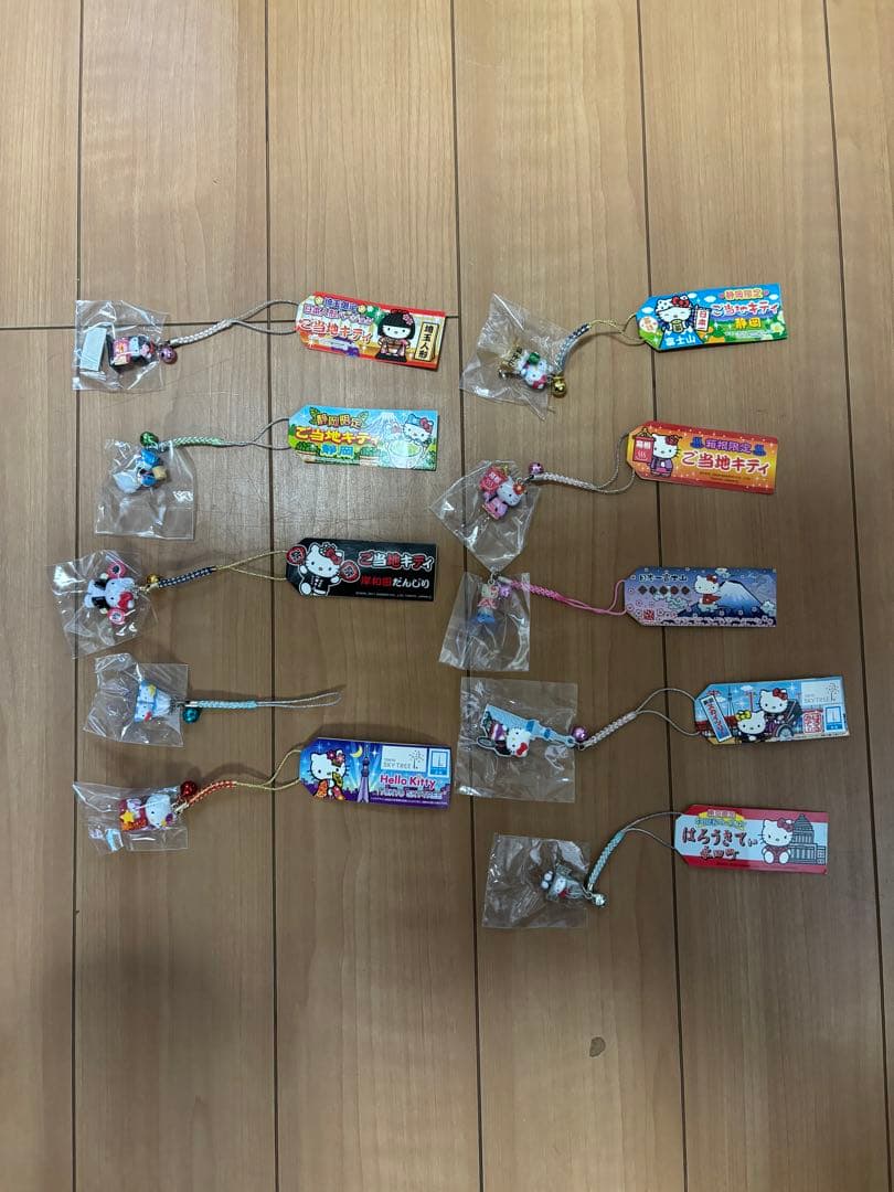ご当地キティ　ストラップ　77個セット　バラ売り不可