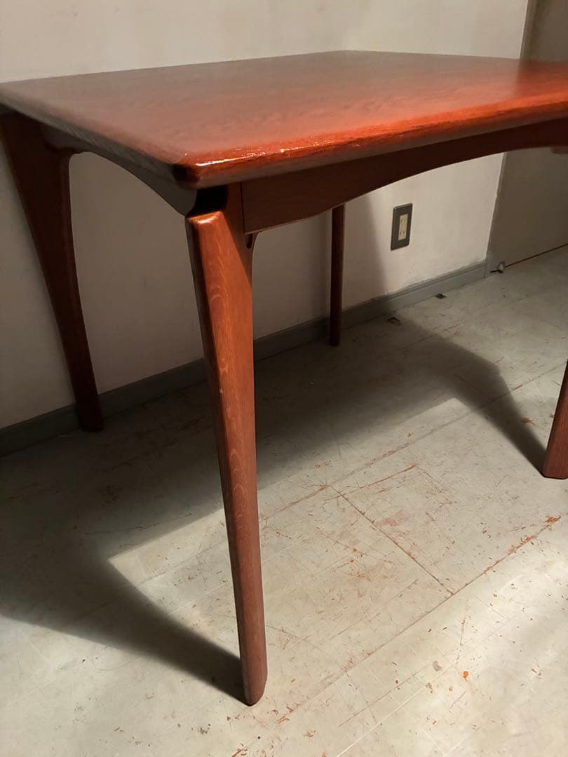 ACTUS BOSCO ダイニングテーブル　朝日木材加工　ダイニングテーブル