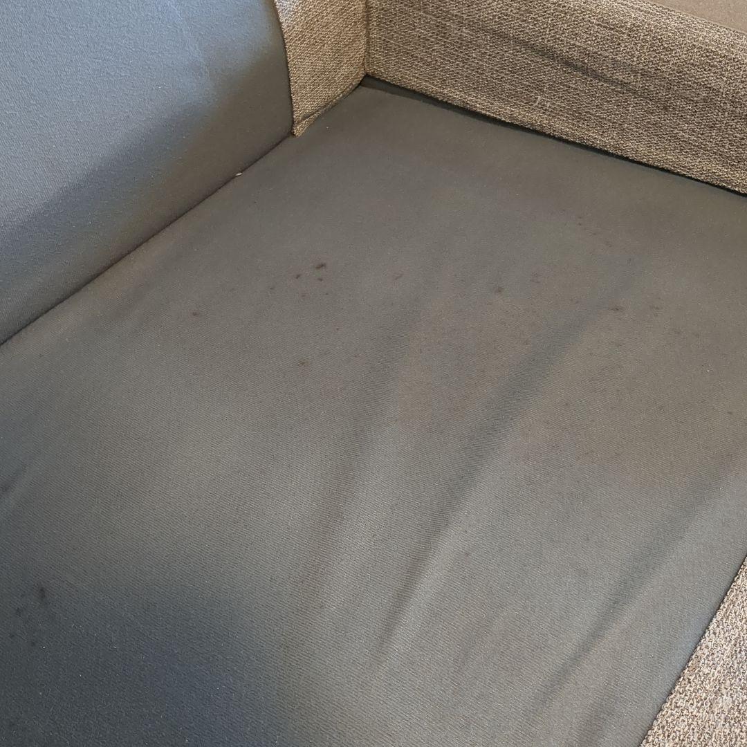 KEYUCA　ケユカ　ソファー　グレーベージュの2人掛けファブリックソファ