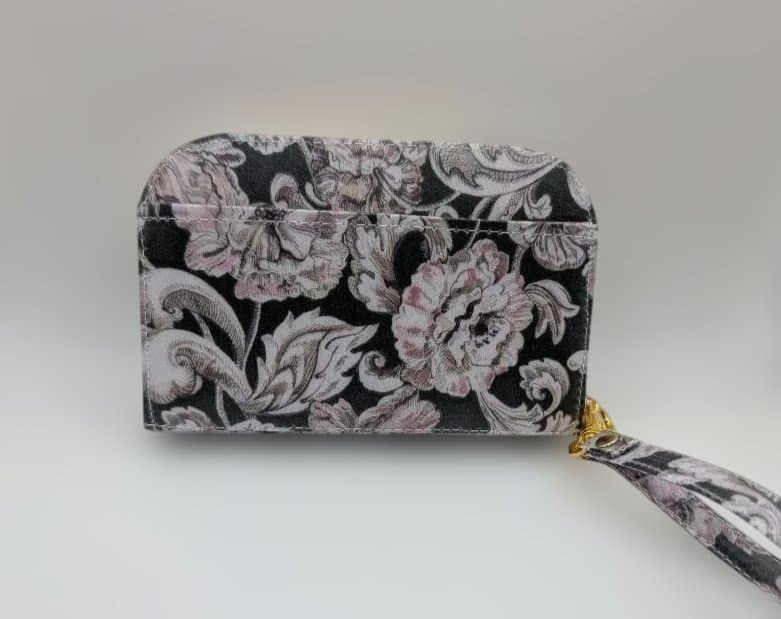 リマ様　ラウンドファスナー長財布＆小財布