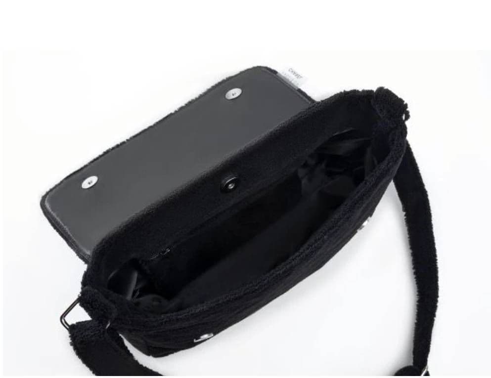 ぴんく　ショルダーバッグ ブラック ノベルティ